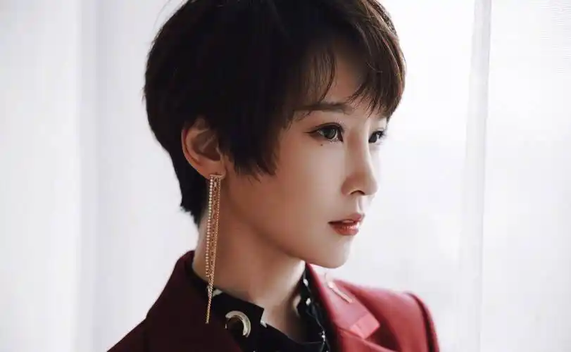 谢楠力挺吴京反击网络热议,夫妻情深不惧流言蜚语_网友_老婆_生活