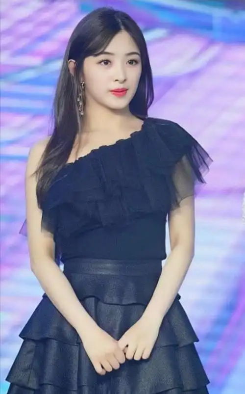 张含韵高清冷艳美照,惊艳迷人!__财经头条