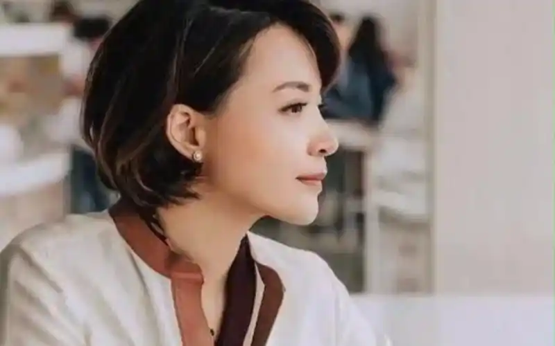 董卿:靠谁都不如靠自己