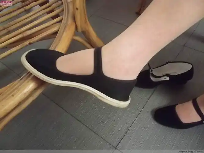 布鞋美图01107