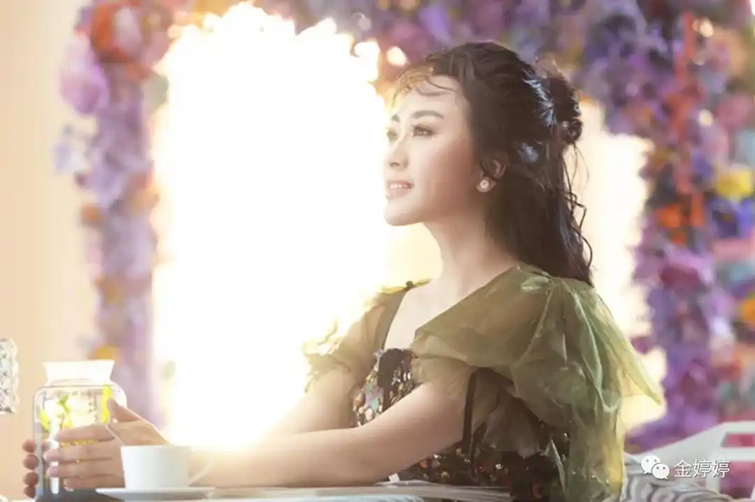 【腾讯视频】中国音乐电视——金婷婷《爱从春天开始》