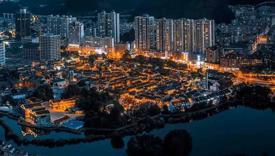 钟山区人民政府