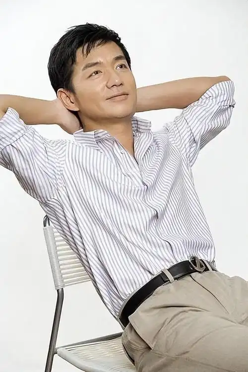 伍六一邢佳栋曾被北影开除演技一级棒出道至今不瘟不火