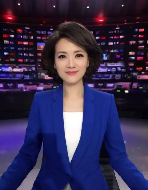 电视董丽萍晒跳舞的视频,高颜值令人惊艳,她如今40岁,依然单身_湖州市