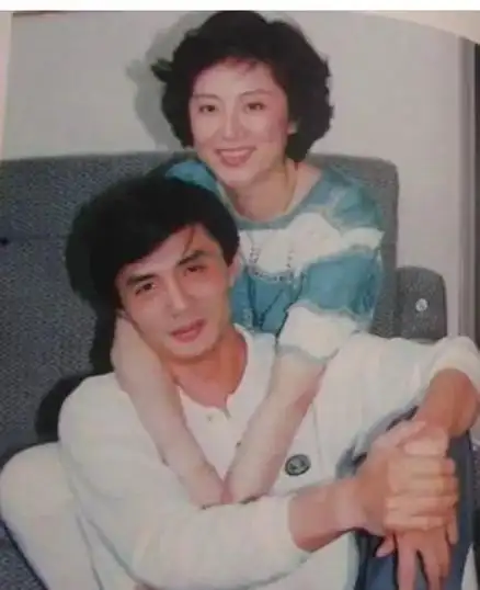 张瑜前夫张建亚:支持妻子去美国失去幸福,再婚娶普通人终获幸福