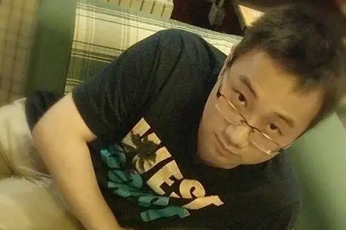 p>森中人,原名季骜杰,中国内地配音演员,配音导演,月声配音社cv.