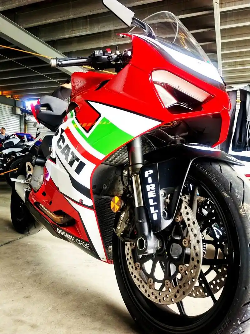 出2020 ducati panigale v2 出售一台杜卡迪panigale v2 超级跑车 -14