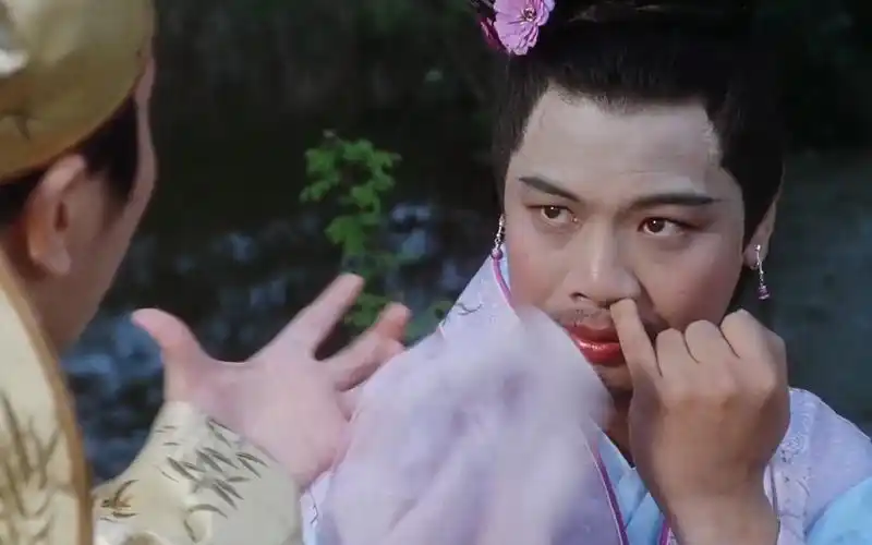 盘点影视剧中"男扮女装"爆笑场面!一个比一个搞笑