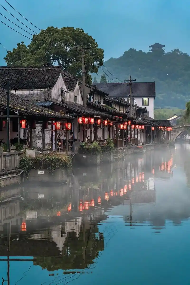西小路,一个被绍兴遗忘的小众江南水乡.~ 距离绍兴市中心的城 - 抖音