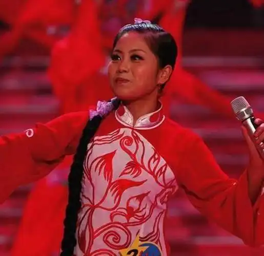 从阿宝,凤凰传奇到平安,王二妮,这里孕育了无数"草根"明星.