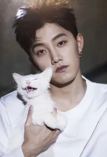 范世琦帅痞撩人时尚写真图片