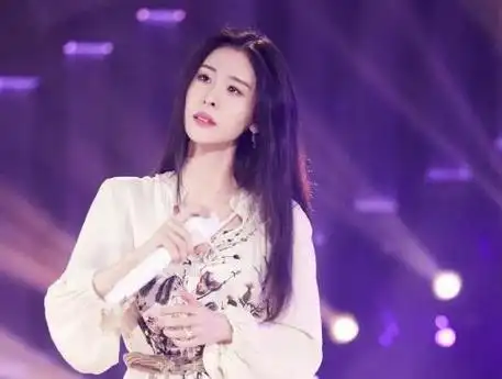 网传《爱唱歌的大学生》女生季阵容,汪峰女儿参加,张碧晨当导师