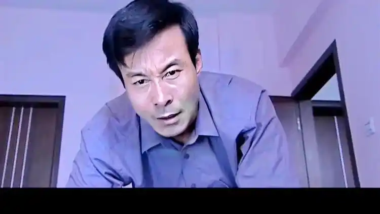 李子涛怀疑包养的女人红杏出墙,结果是一场乌龙_网易视频