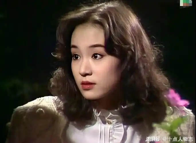 最美琼瑶女郎独居10年了