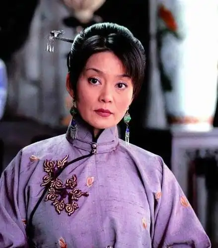 《行走的鸡毛掸子》精彩剧照-潘虹