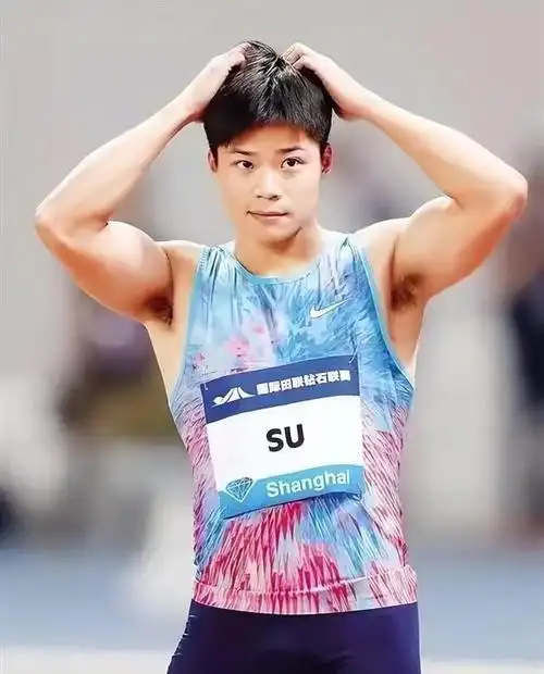 苏炳添复出后首秀与谢震业再度合体夺冠中国接力队赛季