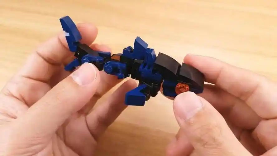 载具合体机器人 乐高积木