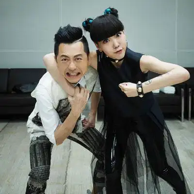 【图】曝吴莫愁庾澄庆同居 是真爱还是报复?