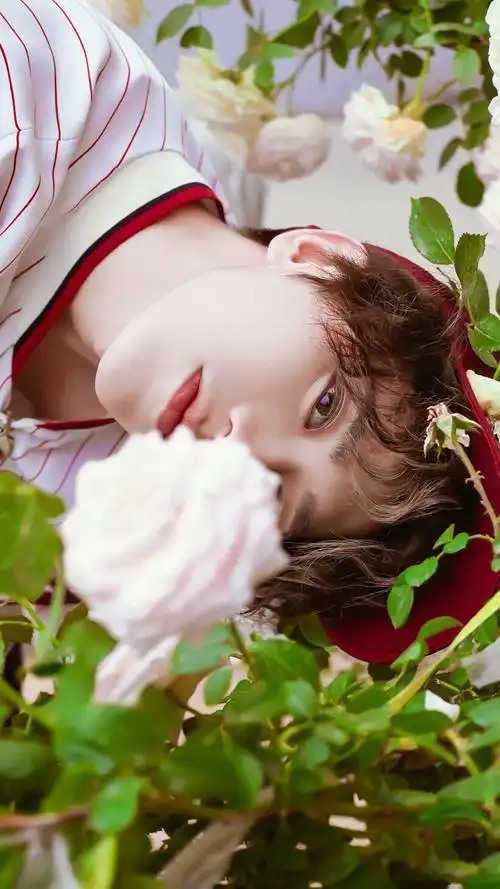 微博@可爱饱了 蔡徐坤