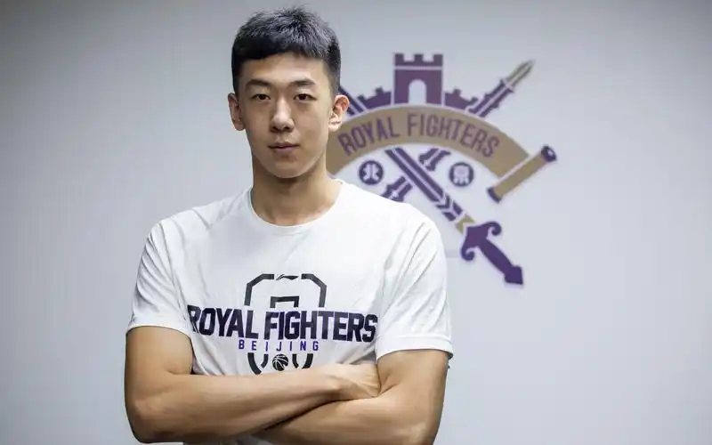 专访王少杰复盘新秀赛季成长路上幸运遇见马布里