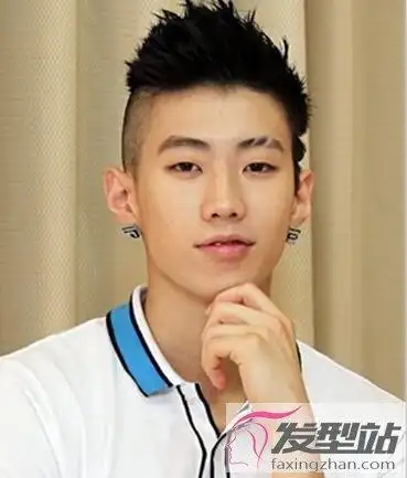 帅气男生鲨鱼头发型 吸睛酷炫拒绝低调