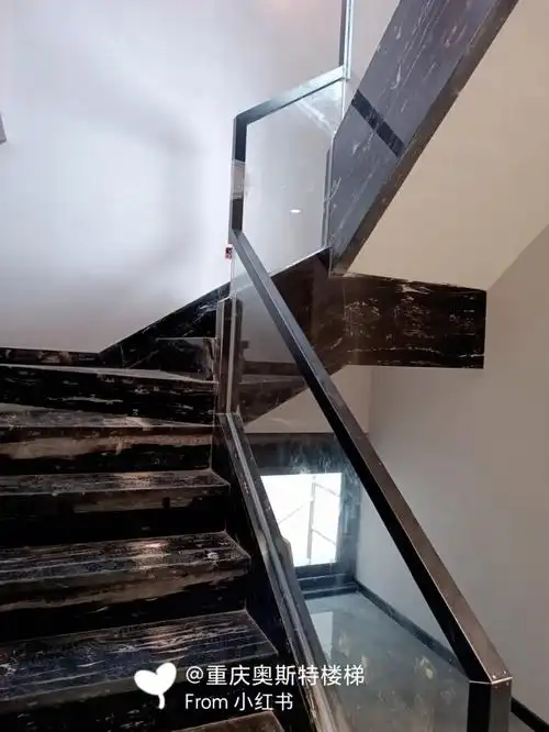 别墅楼梯扶手  #楼梯设计  #玻璃楼梯扶手  #楼梯  #别墅  #小红书