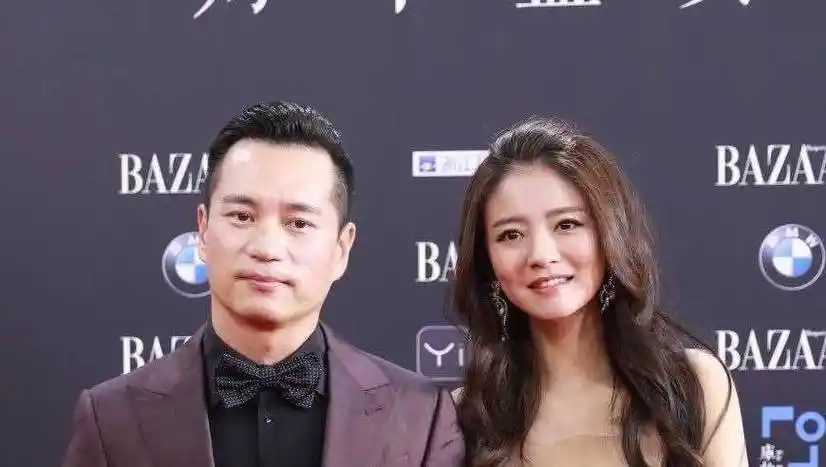 安以轩:42岁她真没阔太命,两任前任被"人"抢,老公给前妻17亿_陈荣炼