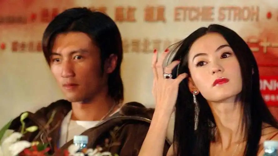 谢霆锋如何称呼张柏芝?关系如何一目了然,网友直呼:太体面了