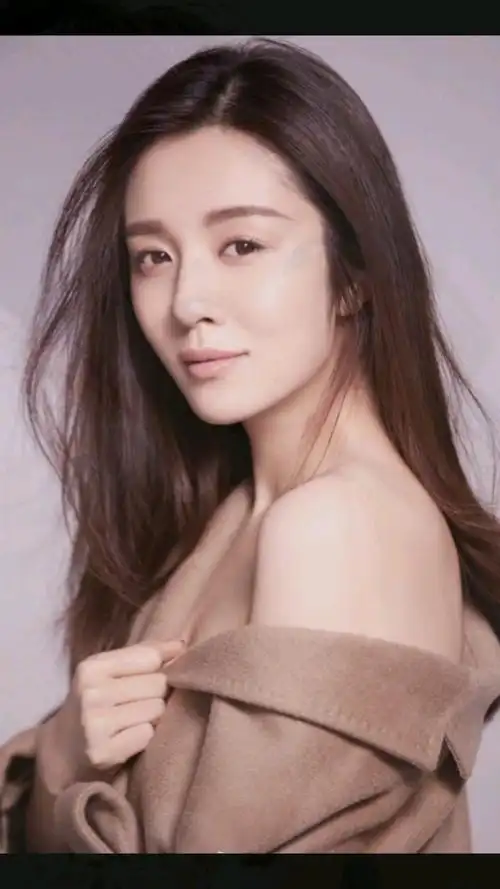 带上全民去旅行#美女明星图,王晓晨