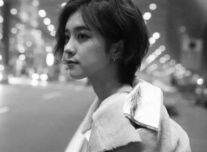 锦衣之下祁夫人的扮演者,奚美丽个人资料起底