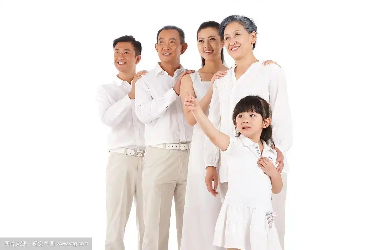 一家五口全家福