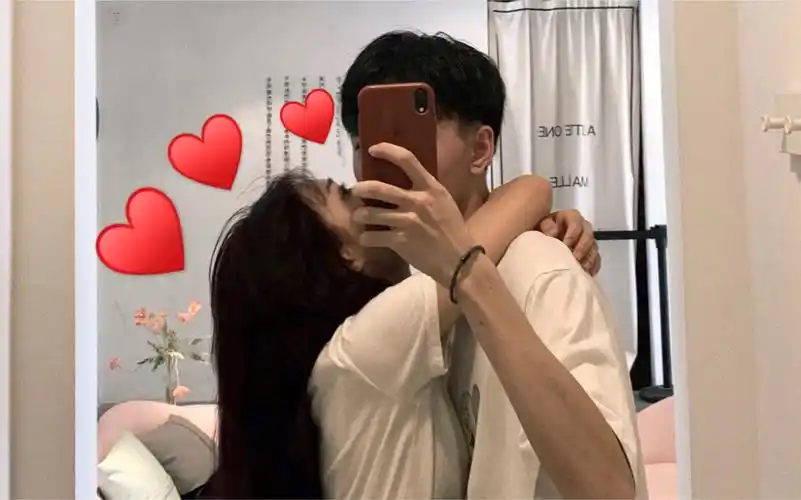 大学生情侣奔现|高甜恋爱日常|广州夏天|旅游美食|狗粮已备足!快进!