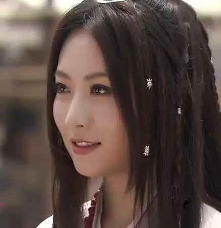 神话电视剧女主角白冰照片