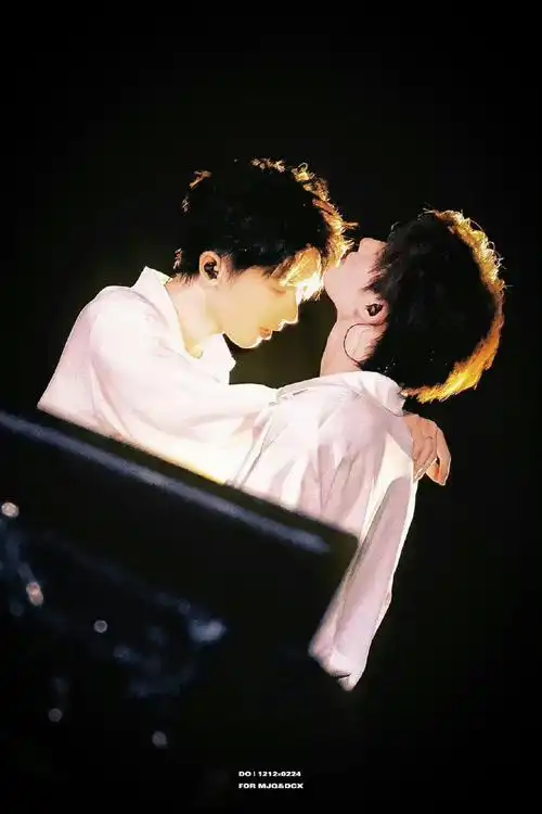 马嘉祺丁程鑫玩321看挑战