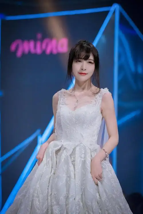 张语格 tako zhang的图片