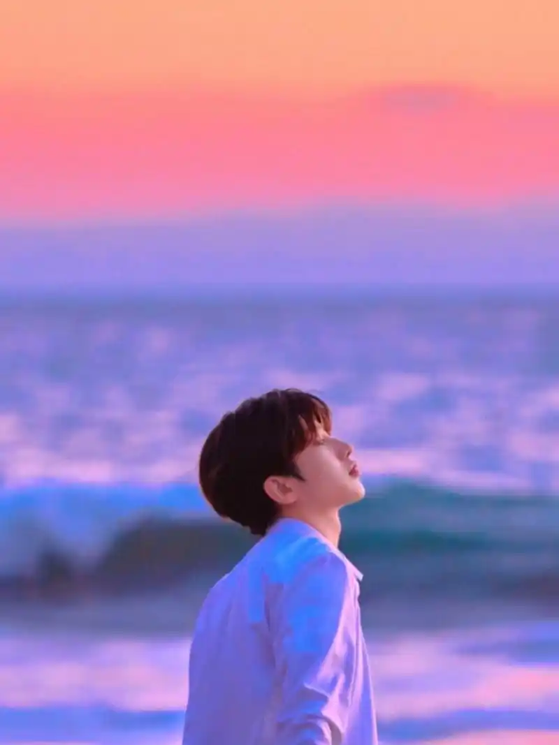 蔡徐坤头像/壁纸第一波～ 新鲜出炉的蔡徐坤超仙头像和壁纸哦