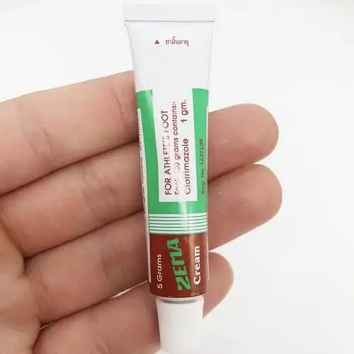 泰国施玛癣药膏zema皮焱脚汽生湿鉁皮肤手足痒药清凉油