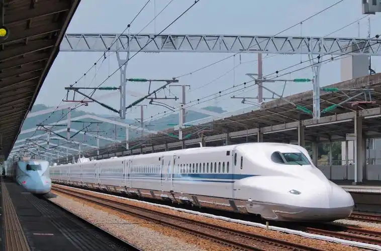 高铁(高铁座位号abcdf分布图)