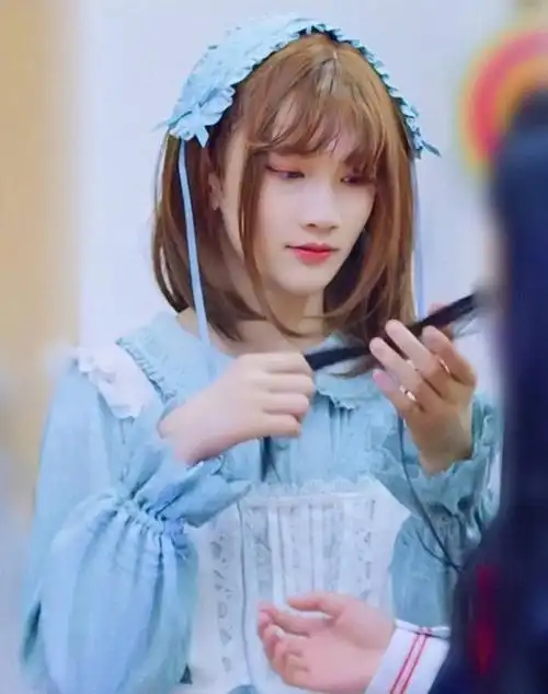 tf家族三代全员男扮女装,jk制服和洛丽塔,全员小公主的水平_腾讯新闻