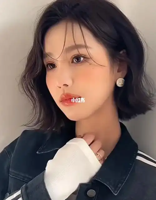 韩式短发气垫烫