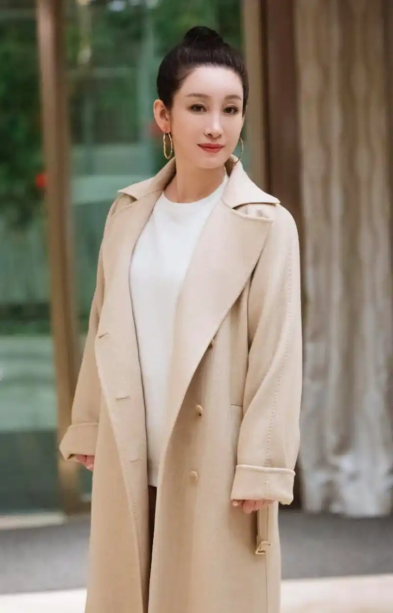 秦海璐高清写真美图,风姿绰约,优雅动人