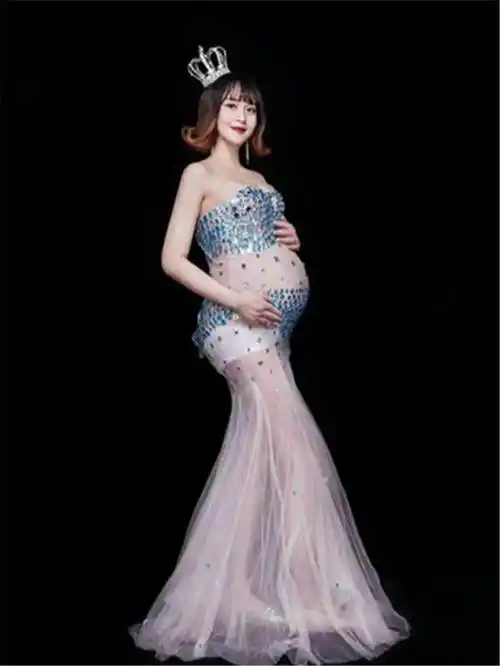 19岁年轻辣妈挺着大肚子拍孕妇照,效果仙气十足,美丽堪比女明星|怀孕