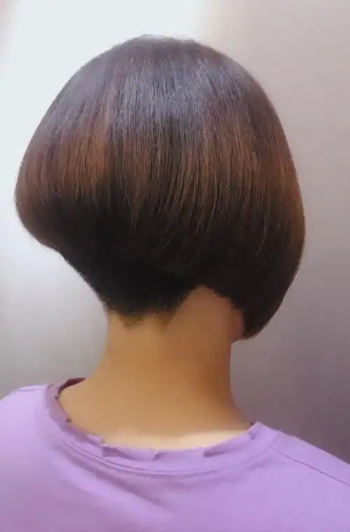 剃后脖短发正在流行