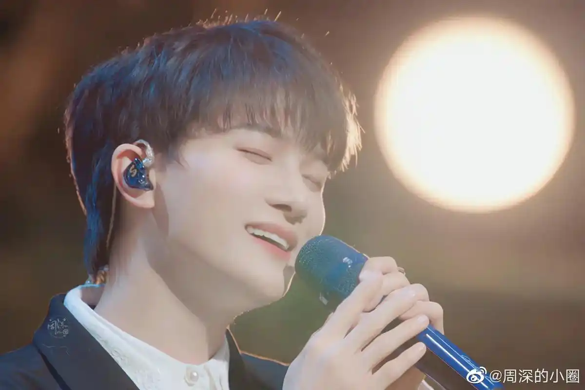 周深 #大鱼的归处 一想到时光音乐会下周五就不会有了就好空 - 抖音