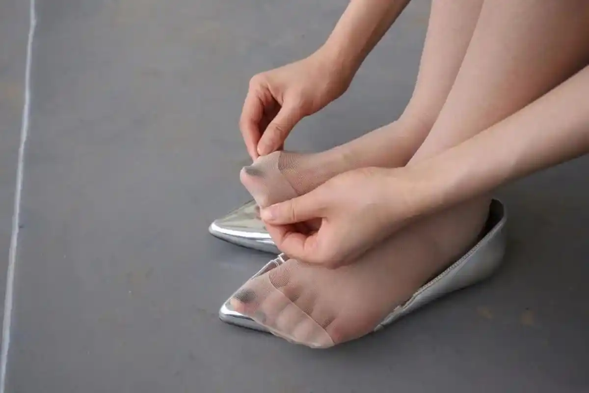 足尖加固肉丝#丝袜# #日常穿搭# #美腿丝袜高跟鞋