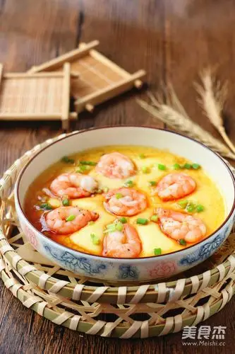 嫩滑虾仁蒸水蛋