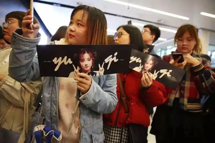 全新《奔跑吧》跑进鞍山,兄弟团喜提东北硬核式应援