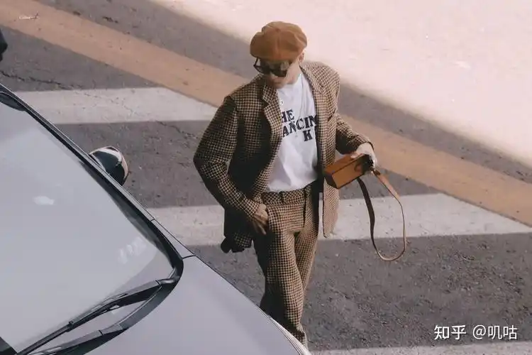 有没有into1赞多的绝美壁纸? - 知乎