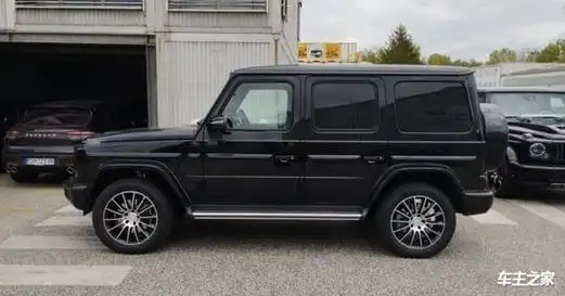 24款欧规奔驰g500大满配全国可分期