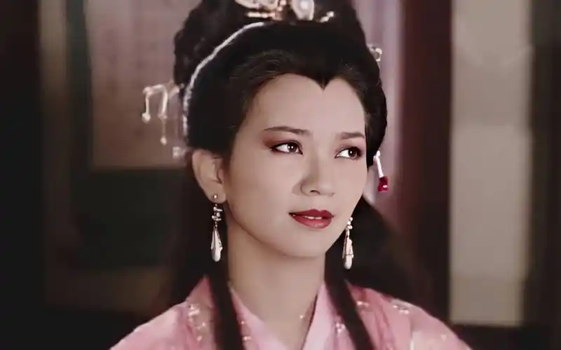 ノ- ( ゜- ゜)つロ